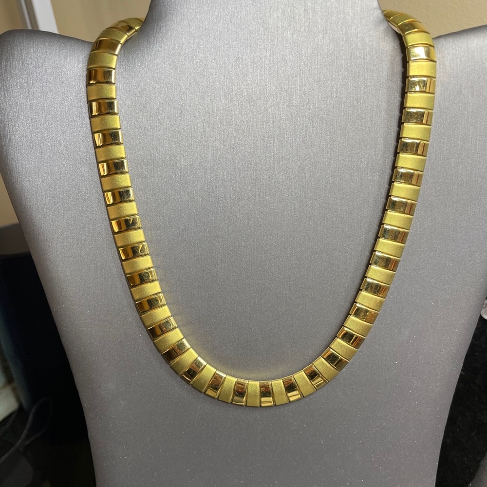 80’s Wide Gold Tone Omega 18”  Collar Necklace 2toned Shine & Matte Cleopatra